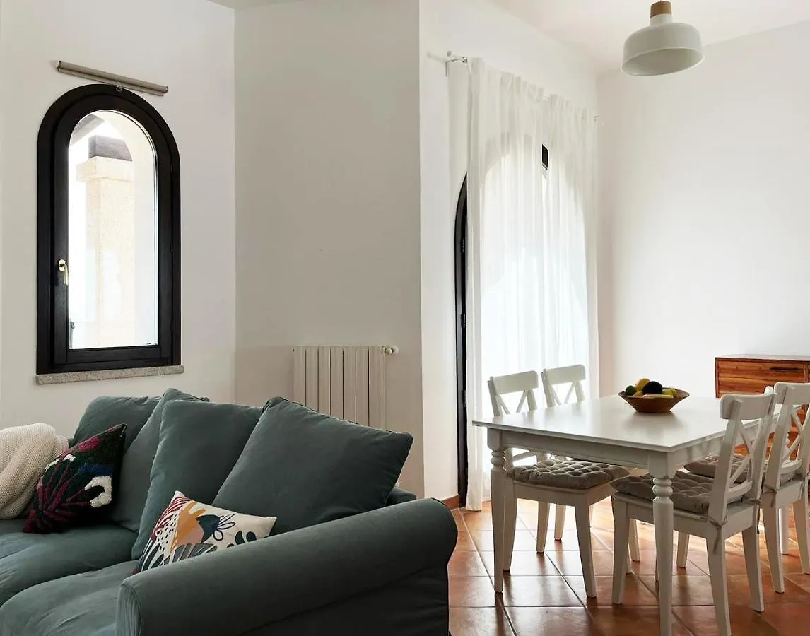 Villetta A Schiera Con Giardino Privato E Vista Mare Alguer Italia